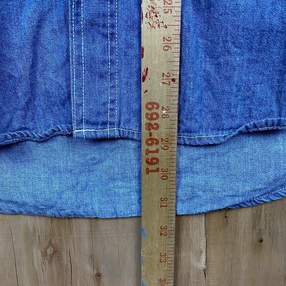 VTG Denver Broncos Denim Button Down Shirt Medium Long Sleeve Made Hong Kong - Picture 7 of 7